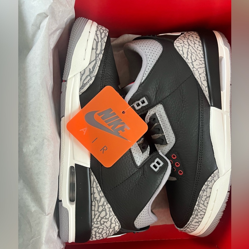 Air Jordan 3 Retro, size 7Y, never worn
